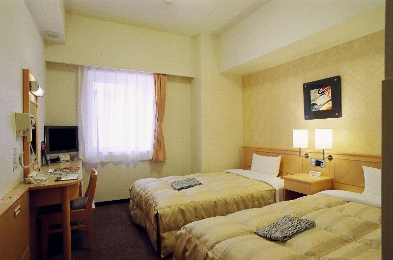 Okinawa Hotel Route-Inn Nahatomariko מראה חיצוני תמונה